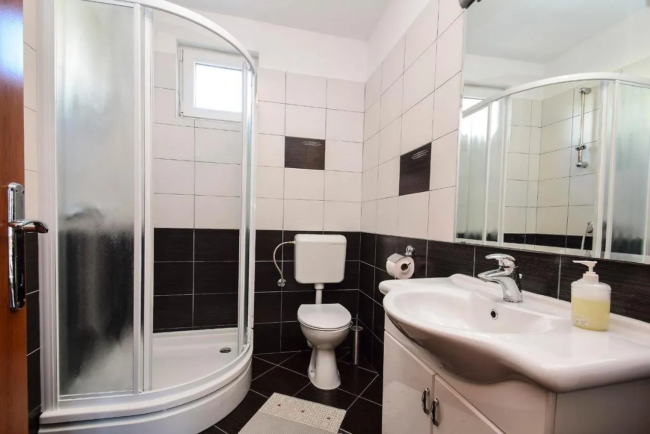 *** Gasthuis Apartments Jidra A3 1 Bedroom Apts Ražanac Kroatië